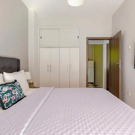 Cozy Flatnext#posidonio#general Clinic# * 塞萨洛尼基